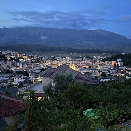 Luigi Guest House Gjirokastër Екстериор снимка