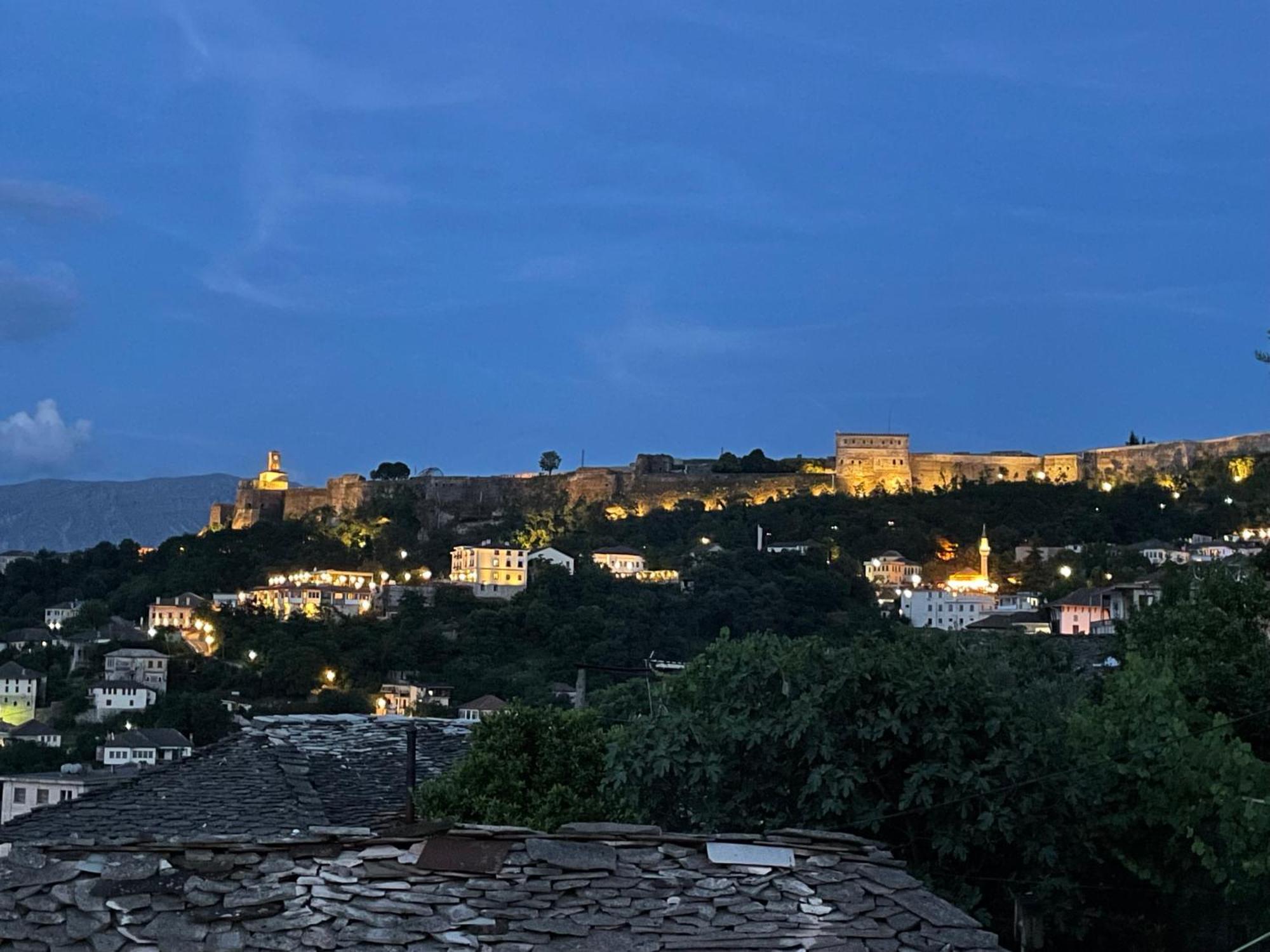 Luigi Guest House Gjirokastër Екстериор снимка