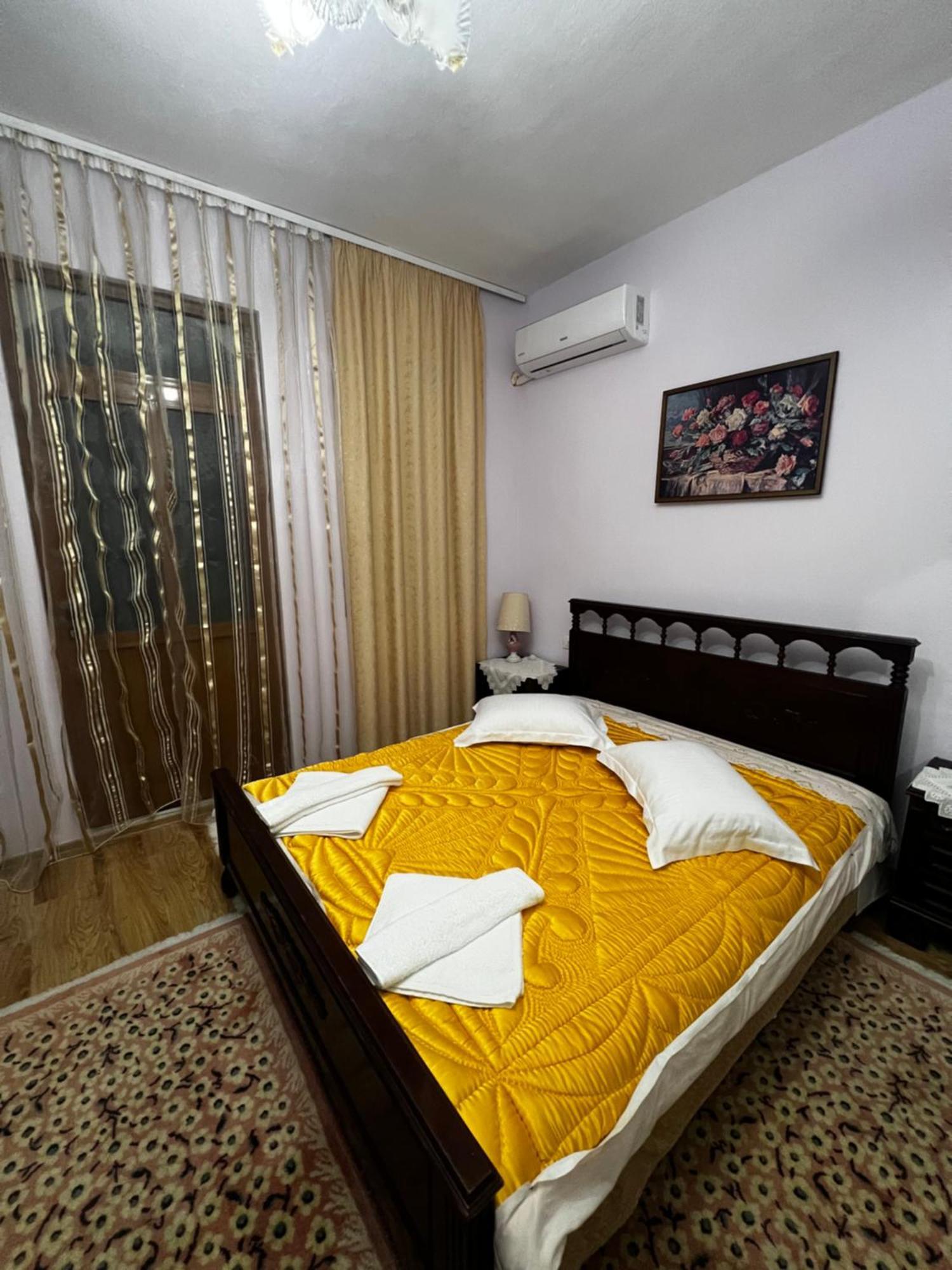 Luigi Guest House Gjirokastër Екстериор снимка