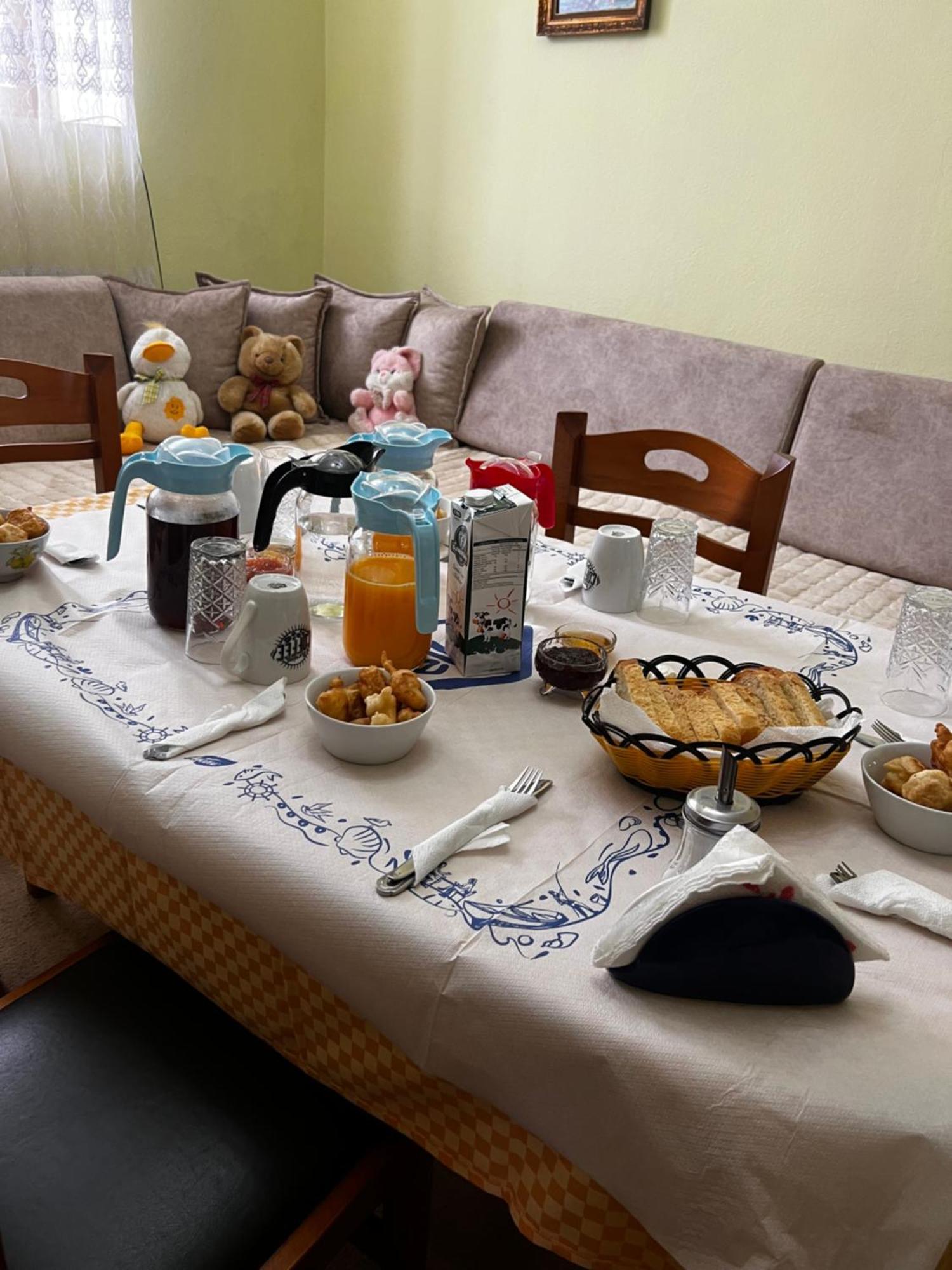 Luigi Guest House Gjirokastër Екстериор снимка